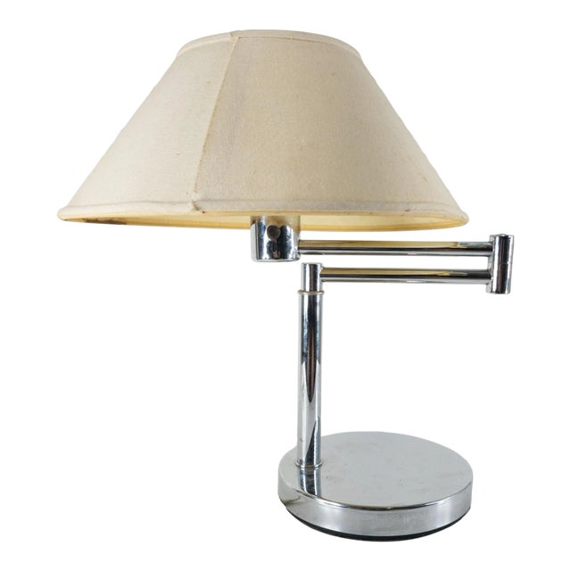Mid-Century Modern Chrome Plated Cantilever Table Lamp After Walter Von Nessen For Sale