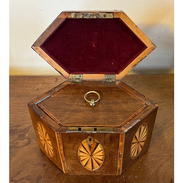 Antique Early 19th Century English George III Hexagonal Mahogany Tea Caddy of Elegant Proportion With Paterae Fan Inlay For Sale - Image 15 of 18