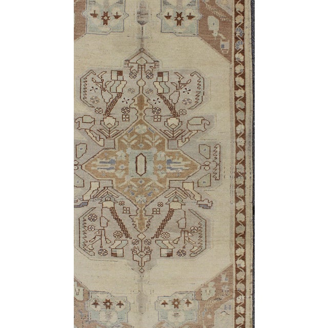 Mid 20th Century Vintage Hand Knotted Turkish Oushak Rug With Large Floral Medallion 4'4" X 9'2" For Sale - Image 5 of 6