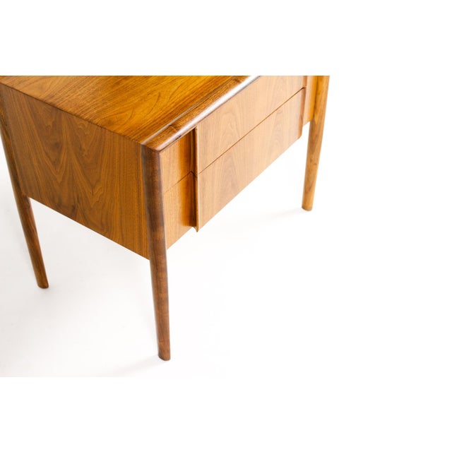 Brown 1960s Danish Modern Mid Century Walnut Nightstand Chest — Barney Flagg for Drexel Parallel For Sale - Image 8 of 9