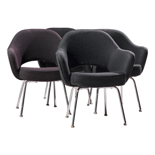 Eero Saarinen for Knoll Mid Century Executive Dining Chairs - Set of 4 For Sale