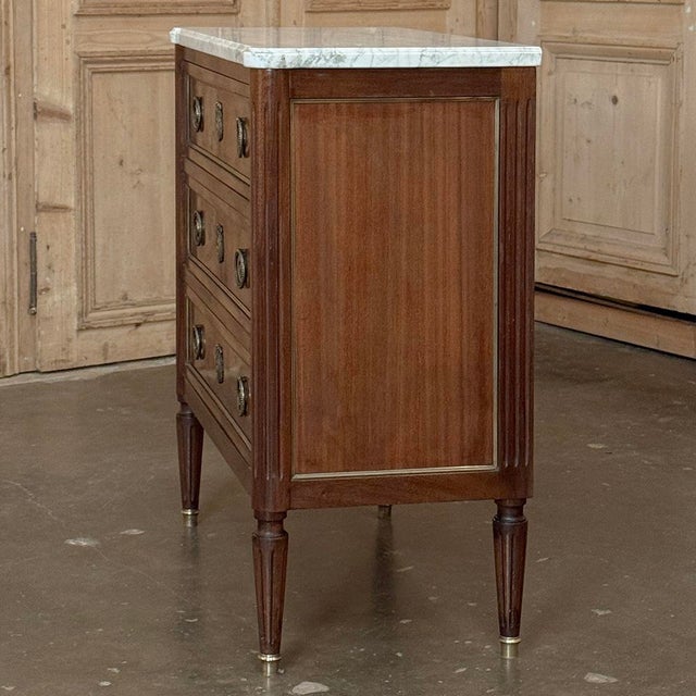 French Louis XVI Mahogany Marble Top Commode For Sale - Image 11 of 16