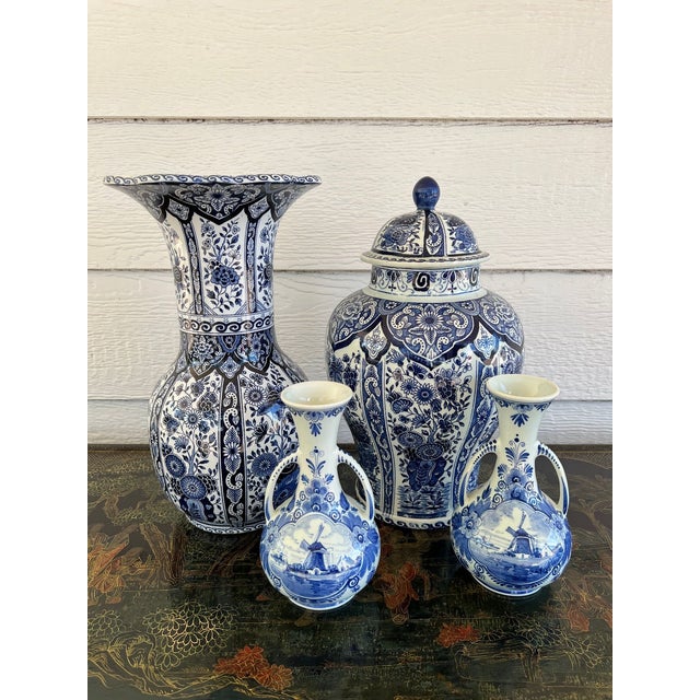 1970s Vintage Large Delft Trumpet Vase Blue and White Floral Boch Royal Sphinx Urn For Sale - Image 5 of 18