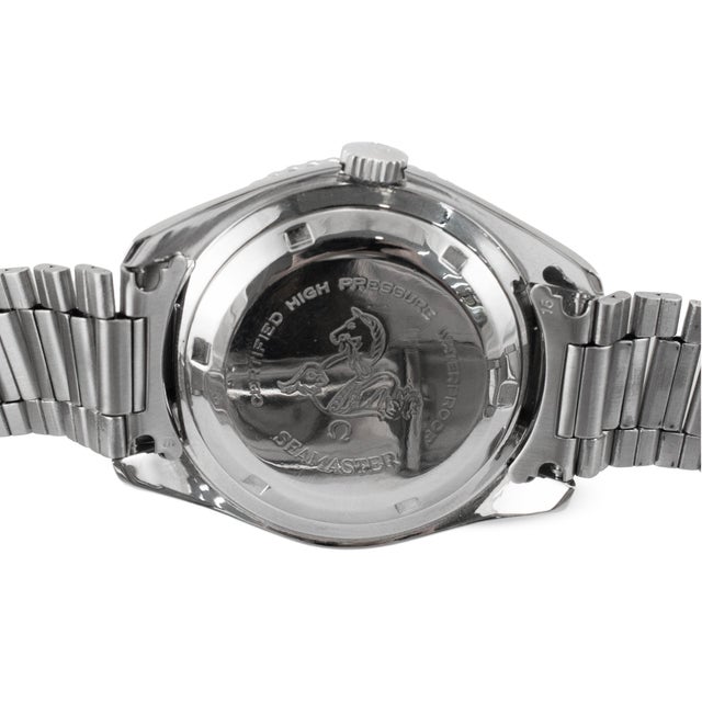 Late 20th Century Vintage 1966 Omega Seamaster 300 41mm X 48mm 165.024 Black Steel Automatic Watch For Sale - Image 5 of 10