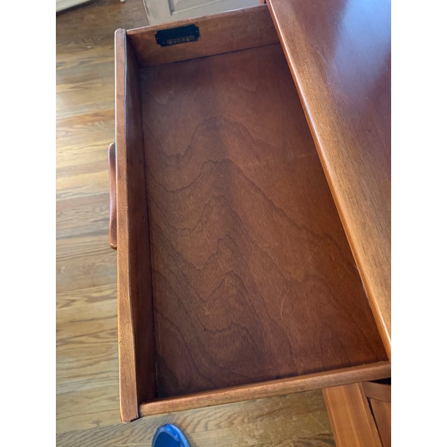 Auburn Cushman Colonial Creations Solid Maple Marlboro Buffet Server Cabinet #5-175 Mid-Century For Sale - Image 8 of 9