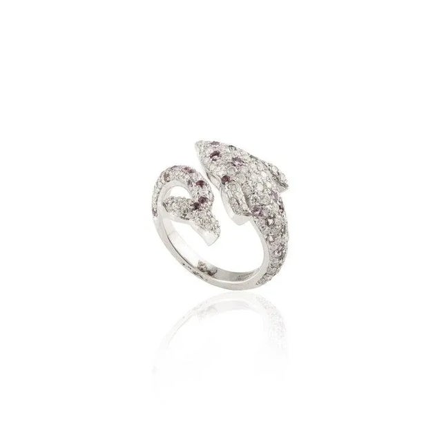 Art Deco Early 19th Style 1.13ct Diamond Cluster 18k Gold Art Deco Ring With Amethyst For Sale - Image 3 of 13