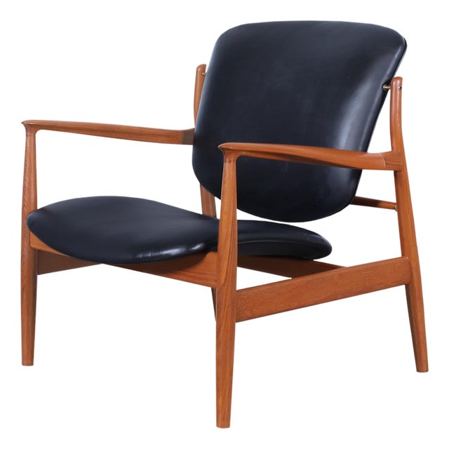 Danish Modern Fd-136 Teak and Leather Lounge Chair by Finn Juhl for France and Son For Sale
