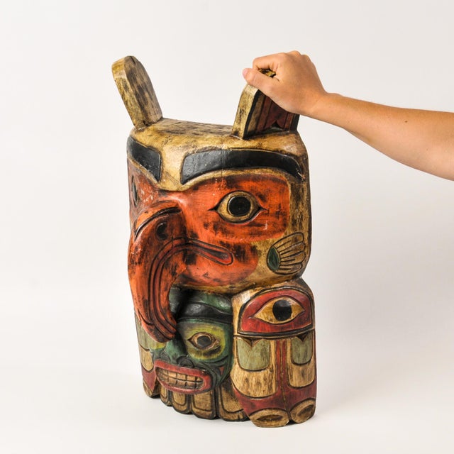 Large Pacific Northwest Coast Indigenous Art Style Carved Totem Wall Hanging For Sale - Image 13 of 16