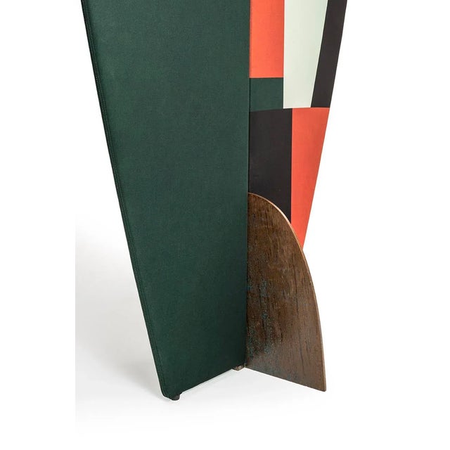 This screen It is composed of 2 rounded wooden panels, upholstered and covered with a removable jersey case. The panels...