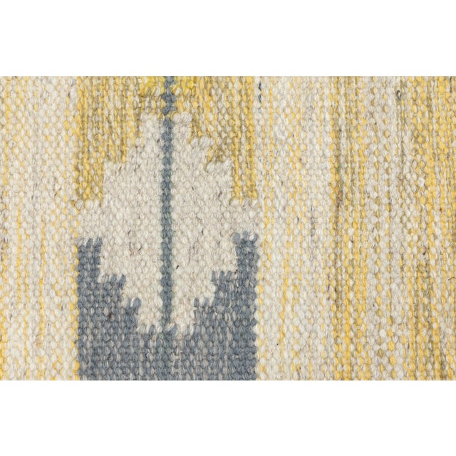 Swedish Style Flat-Weave Wool Rug in Warm Gold, Soft Grey, and Ivory Geometric For Sale In New York - Image 6 of 12