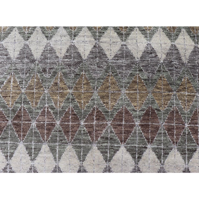 Ivory Modern Scandinavian Piled Gallery Rug in Ivory, Sage, Brown, and Soft Yellow For Sale - Image 8 of 14
