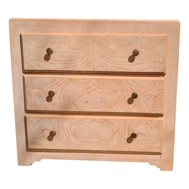 Vintage Hekman Blond 3-Drawer Bedside Chest With Bookmatched Figured Veneer For Sale