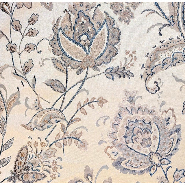 French Vintage Old World Weavers for Scalamandre "Ashbourne" Silk Blend Satin Jacquard Fabric- 5 Yards For Sale - Image 3 of 6