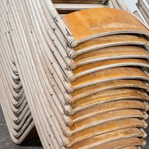 1960s French Grey Model 510 Stacking Dining Chair from Mullca, 1960s For Sale - Image 5 of 9