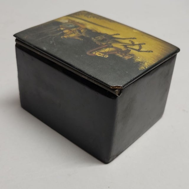 Russian Papier Mache Tea Caddy, 19th Century For Sale In Raleigh - Image 6 of 7