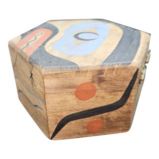 Vintage Northwest Haida Cedar Box Art, Indigenous Fur Decor For Sale