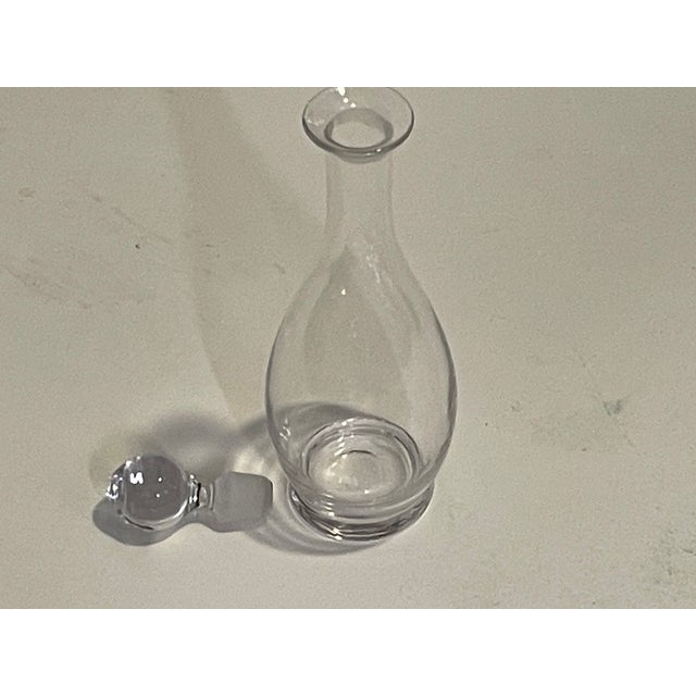 Glass Pair Mid 20th Century Minimalist Clear Glass Decanters With Stoppers For Sale - Image 7 of 15