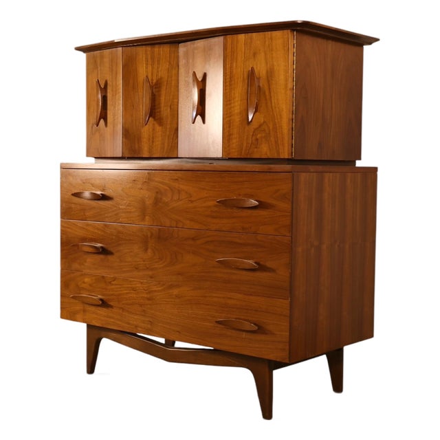 Young Manufacturing Sculptural Vintage Mid Century Modern Highboy Dresser C. 1960s, Attributed For Sale