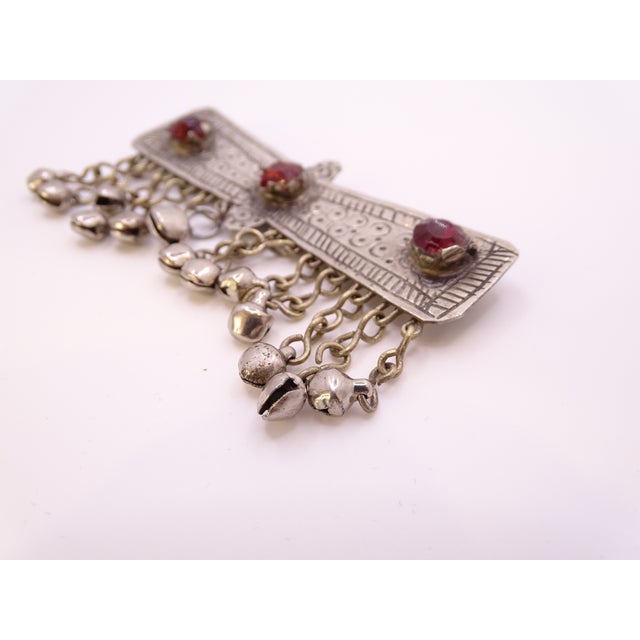 1950s Afghan Hair Clip in Metal and Crystal, Asia, 1950s For Sale - Image 5 of 18