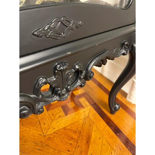 1960s French Illuminated Vitrine Curio Cabinet For Sale - Image 11 of 11