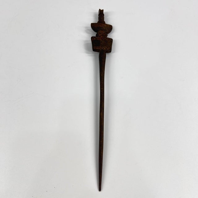 Early 20th Century Nyamwezi Figural Engagement Hair Pick Tanzania For Sale In Denver - Image 6 of 6