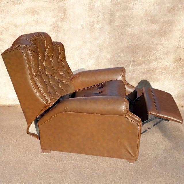 Brown A Timeless Classic: The Genuine Vintage Stratolounger Recliner For Sale - Image 8 of 9