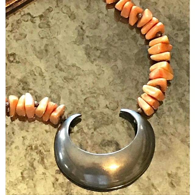 Boho Chic 1970s Vintage Alexis Kirk Coral Orange Pewter Crescent Pendant Necklace For Sale - Image 3 of 8