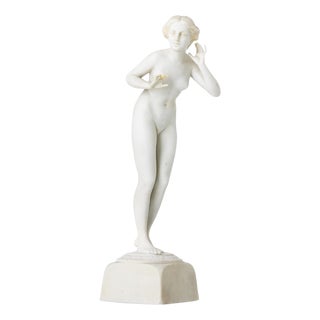 The Woman Who Sculpts Model in Porcelain by Otto Poertzel For Sale