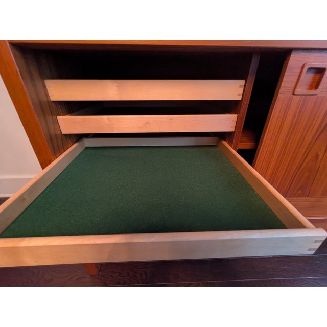 Mid-Century Danish Modern Teak Sideboard & Hutch by Clausen & Son, Attributed For Sale - Image 9 of 18