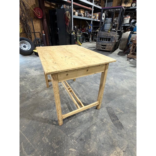 19th Century Pine Side Table Desk For Sale In Nashville - Image 6 of 15