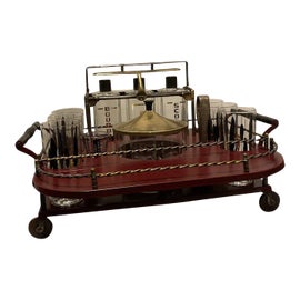 Example of Dorothy Thorpe Glasses