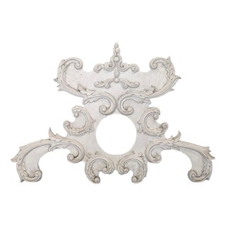 Large Rocaille Pediment in Stucco and White Patinated Carved Wood with Oculus For Sale