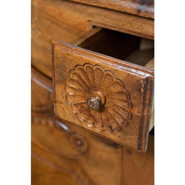 French 1750s Louis XV Walnut Floral Buffet à Deux-Corps from the Loire Valley For Sale - Image 10 of 12