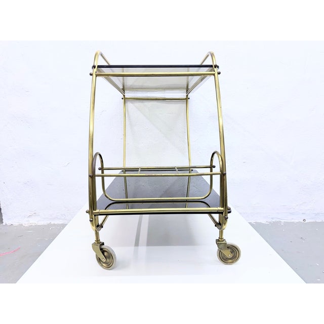 Metal Streamline Bar Trolley in Brass and Glass, 1950s For Sale - Image 7 of 18