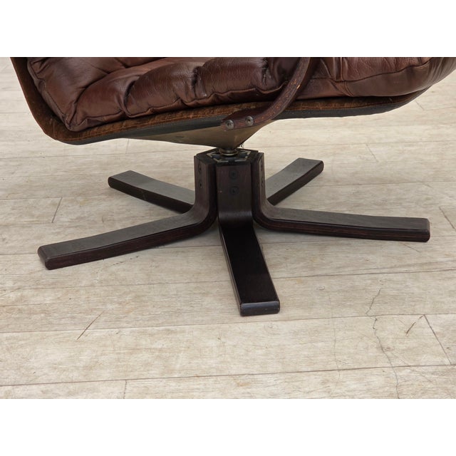 Danish Swivel Armchair in Brown Furniture Leather from Georg Thams, 1970s For Sale - Image 10 of 18