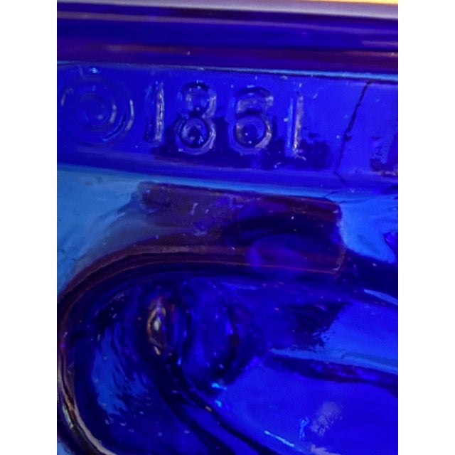 Vintage Art Deco Nude Woman in a Pool Cobalt Blue Glass Soap, Jewelry, or Trinket Dish After Lalique Henrich Hoffmann For Sale - Image 4 of 7