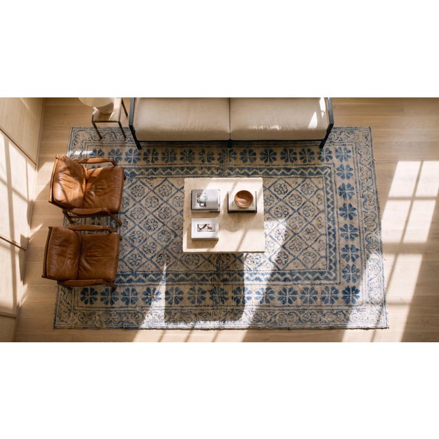 Textile 1920s White Blue Geometric Antique Agra Cotton Rug 3'6" X 5'9" Handknotted Wool Carpet For Sale - Image 7 of 9
