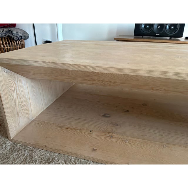 American Crate & Barrel "Vernon" Natural Pine Coffee Table (56”) For Sale - Image 3 of 8