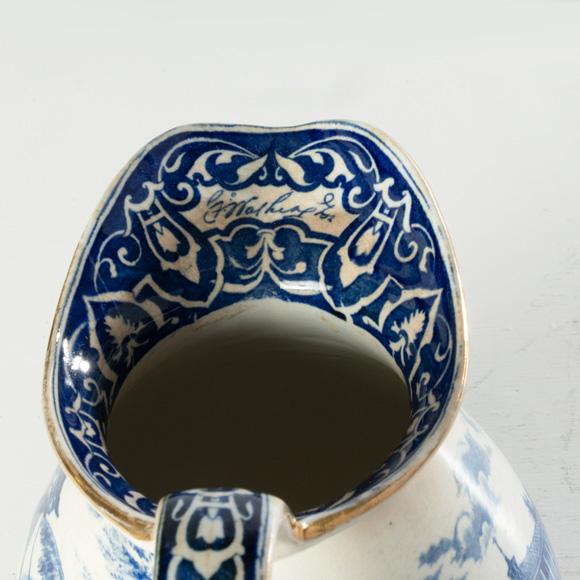 1900 - 1909 Antique Buffalo Pottery Blue and White Geroge Washington Mount Vernon Transferware Pitcher For Sale - Image 5 of 7