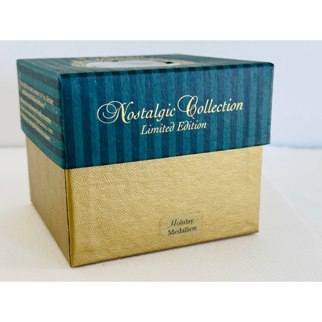 Contemporary Waterford 1999 Nostalgic Collection Holiday Medallion Ornament W/ Box For Sale - Image 3 of 5
