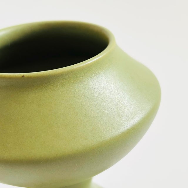 Vintage Green Ceramic Pedestal Planter Vase For Sale In San Francisco - Image 6 of 9