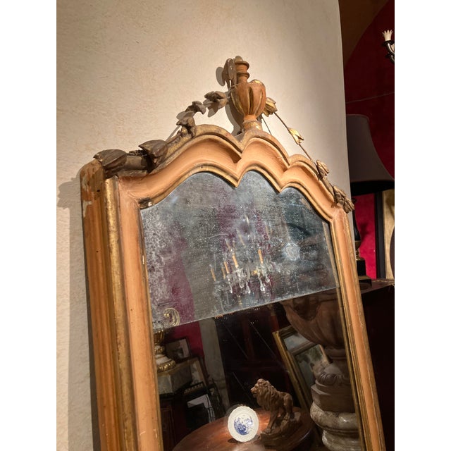 Tuscan Neoclassical Pink Lacquered and Double Gold Leaf Framed Pier Mirror in Mercury Glass, Italy, 18th Century For Sale - Image 6 of 9