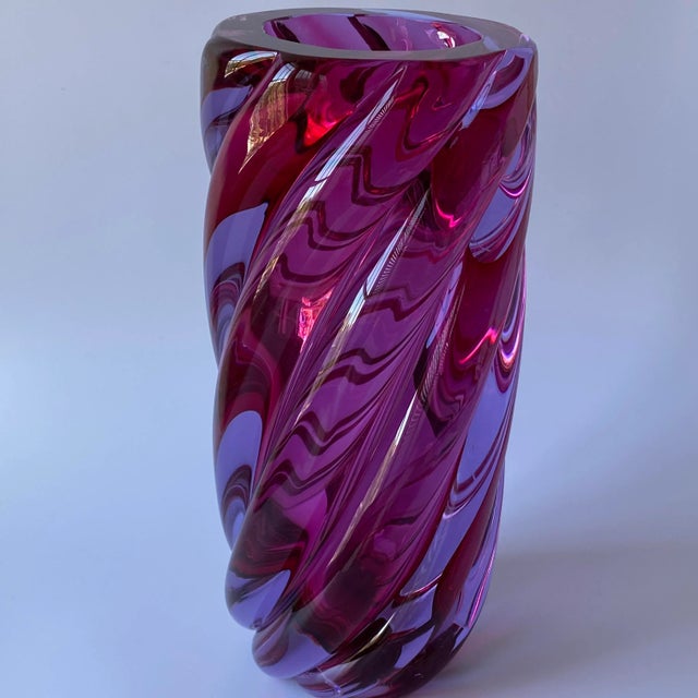 Mid-Century Modern 1950s Archimede Seguso Attributed Solid Rose Colored Thick Glass Vase For Sale - Image 3 of 13