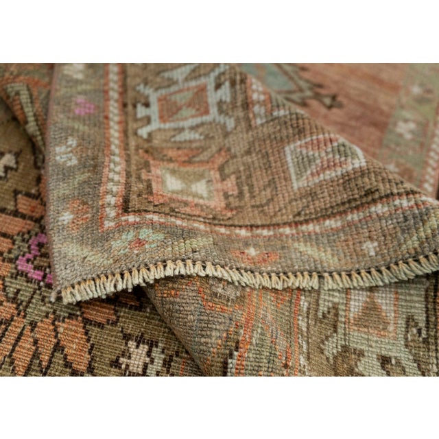 Turkish Vintage Rug 4'8" x 9'8" #21390 For Sale In Houston - Image 6 of 8
