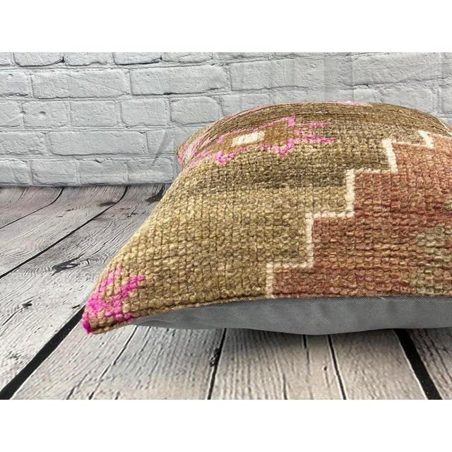 20 x 20 Rug Pillow Bazaar Melody Turkish Pillow Cushion Cover For Sale - Image 4 of 4