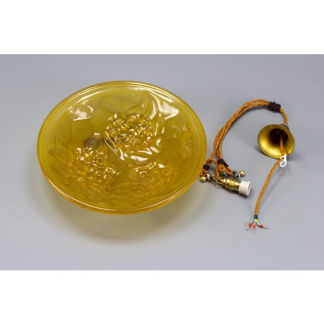 French Art Deco Frosted Amber Colored Pendant Light from ROS, 1930s For Sale - Image 14 of 18