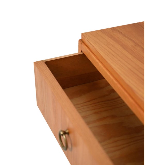 Brown Scandinavian Art Deco Chest of Drawers in Elm, 1930s-1940s For Sale - Image 8 of 10