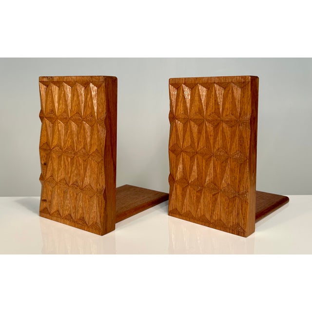 Brutalist Oak Bookends with Relief-Like Pattern, 1950s, Set of 2 For Sale - Image 17 of 17