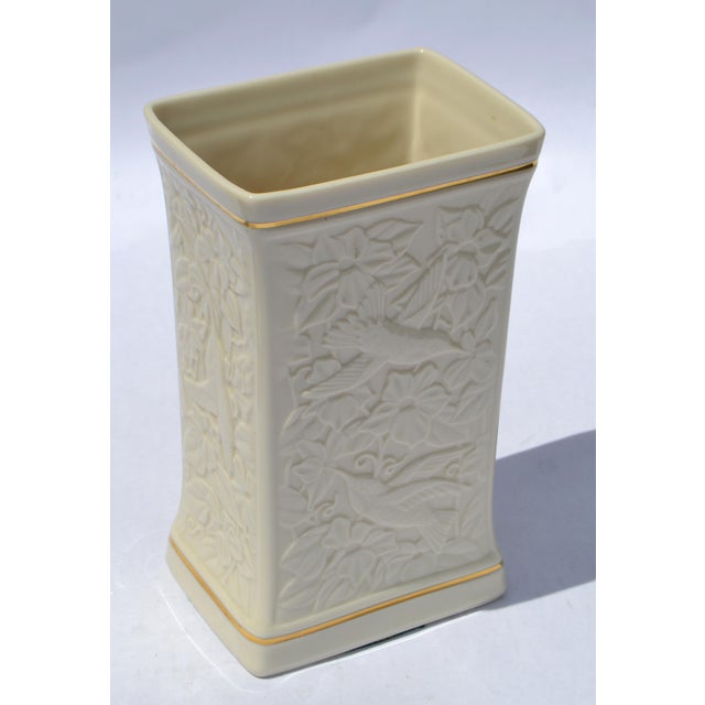 Tan 1970s Lenox Hummingbird Rectangle Vase Embossed Fine Ceramic 24k Gold Trim For Sale - Image 8 of 18