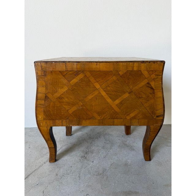 Vintage Italian Burl Olive Wood Parquetry Two-Drawer Miniature Chest With Shell Handles For Sale - Image 10 of 12